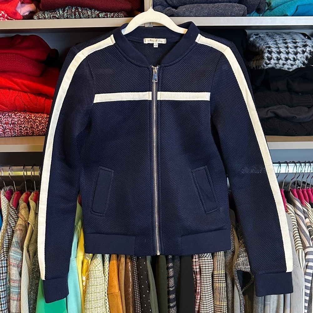 Willow & Clay navy/white perforated mesh long sleeve front zipper jacket size XS